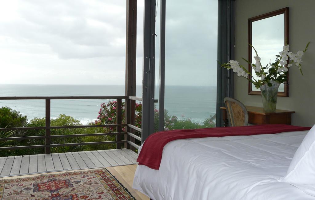 Seaview In *